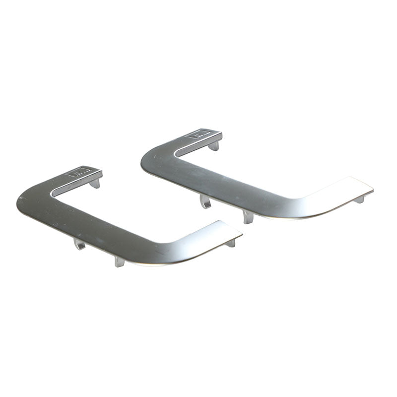 Right end, matte recessed pull
