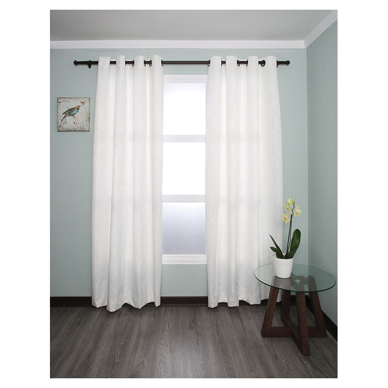 Cortina blackout estampado blanco 229 x 137 cm (Precio por pieza)