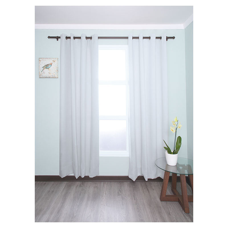 Cortina blackout liso gris 229 x 137 cm