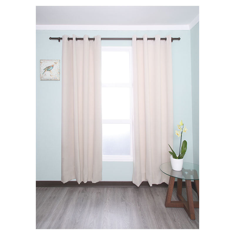 Cortina blackout liso crema 229 x 137 cm