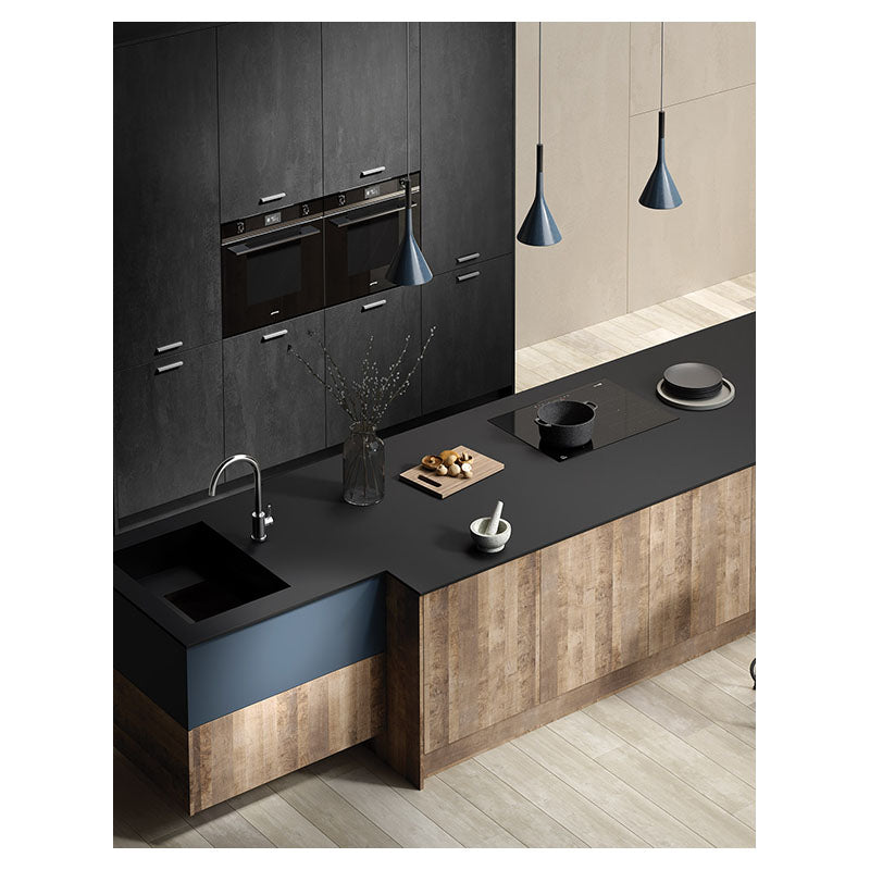 Melamine board 122 x 244 cm 16 mm black