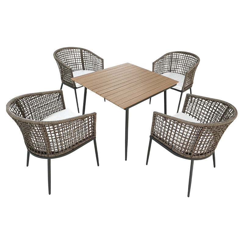 Set de terraza 5 piezas café tipo ratán Basic Living