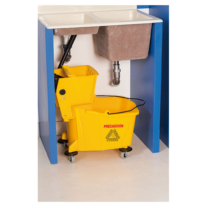 30-liter mop bucket with wringer