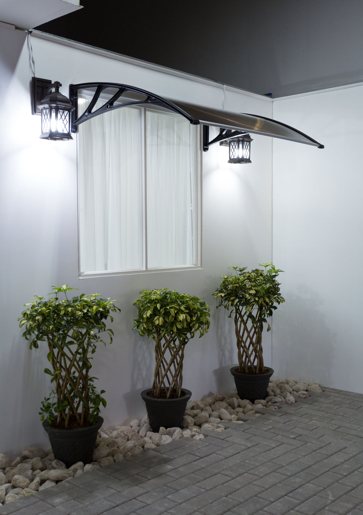 Alero policarbonato café soporte negro 125,5 x 100 cm