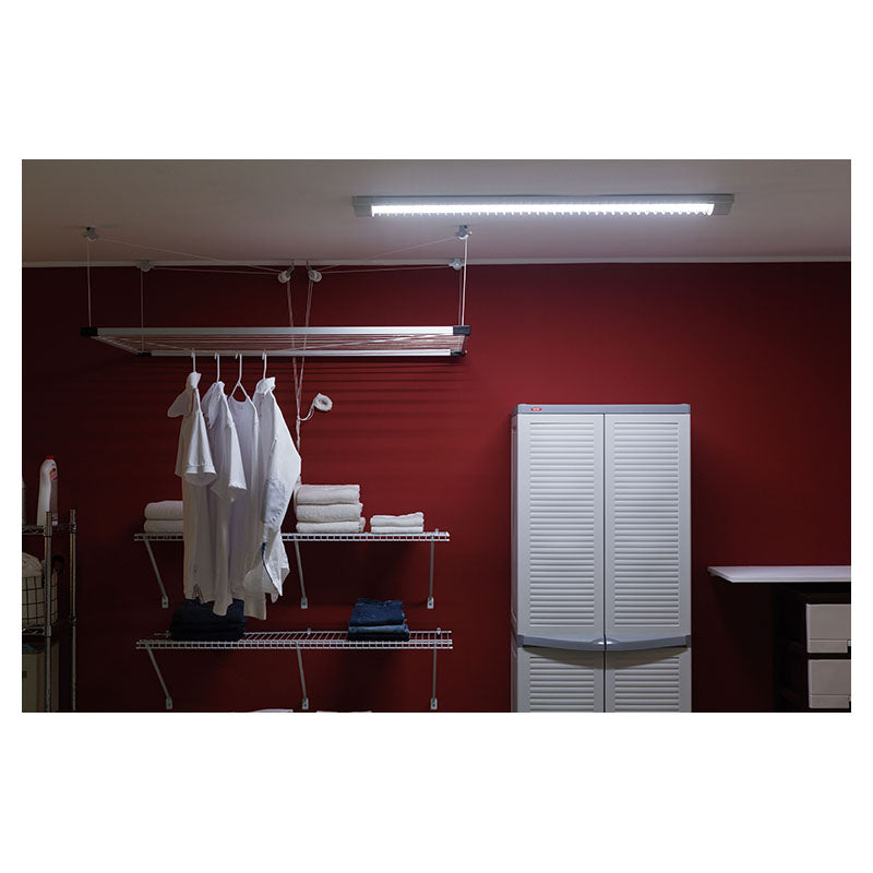 Luminaria comercial led con rejilla sobreponer 2 luces 18 w 6.000 k 3.600 lm