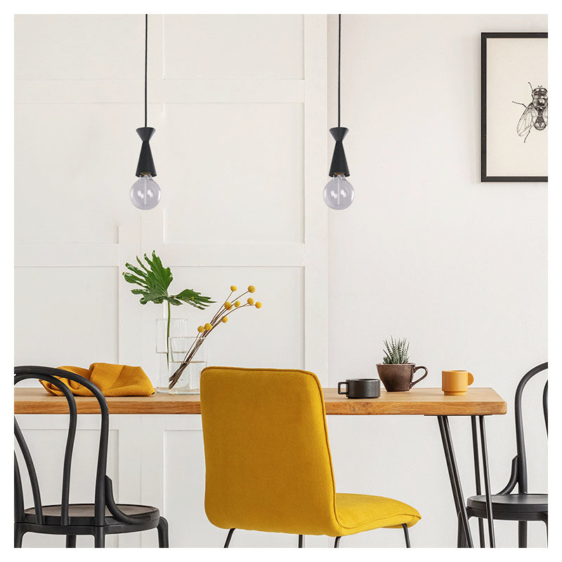 Lámpara colgante acabado negro 1 luz E27 60 W (Bombillo se vende por separado)