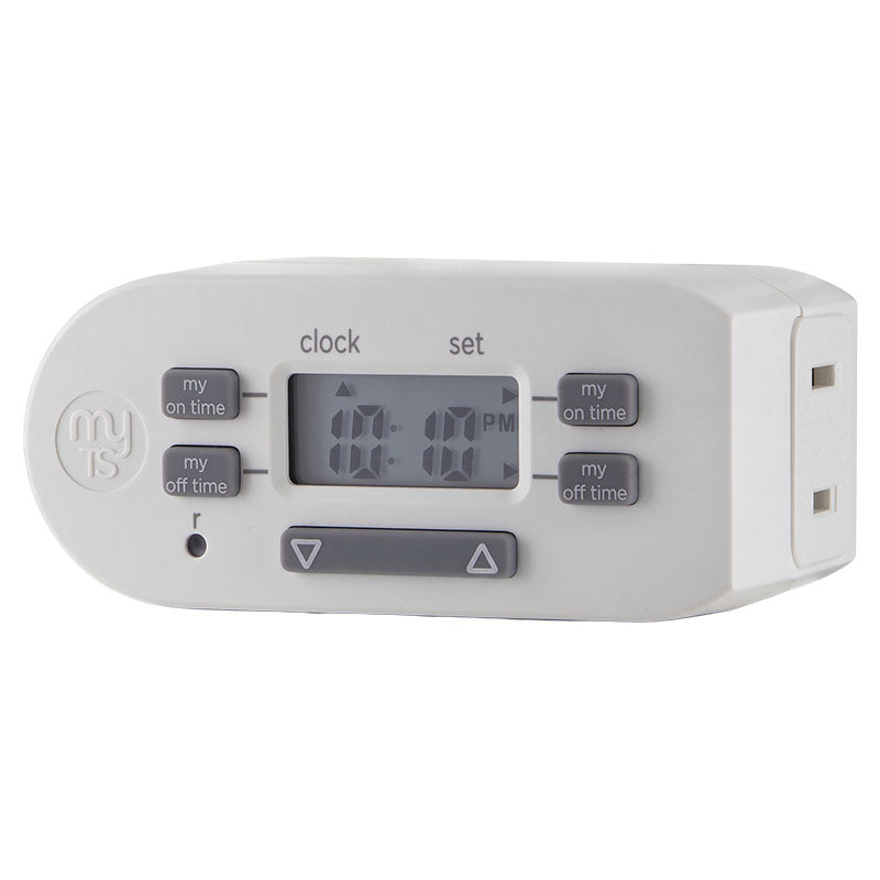 Easy-to-program timer with one polarized outlet