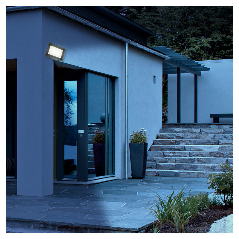 General Lighting outdoor black LED spotlight 50 W warm white