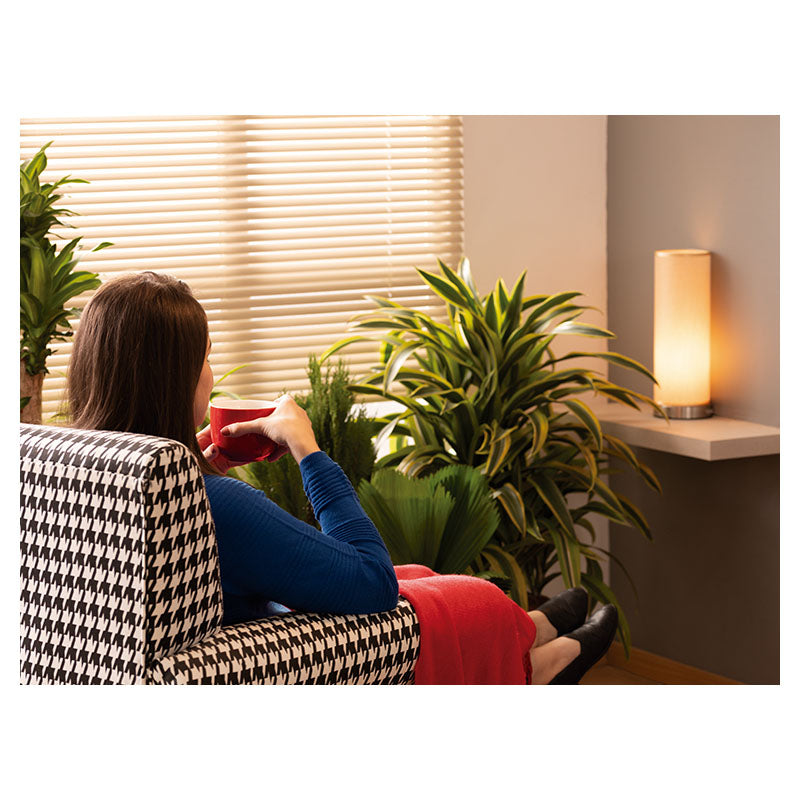 Lámpara mesa níquel pantalla beige 1 luz E27
