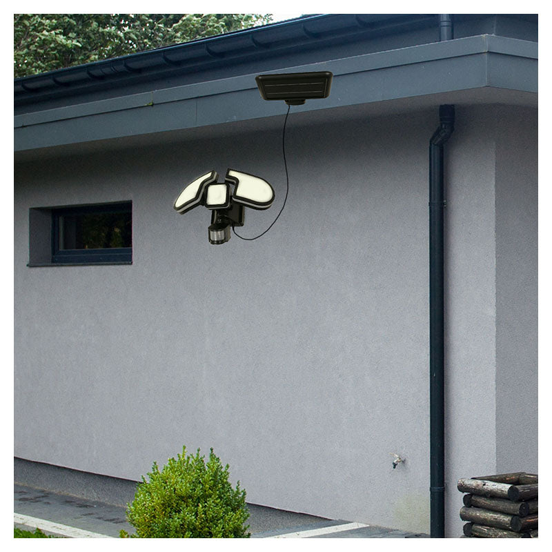 General Lighting Outdoor Solar LED Black Floodlight 12W with Motion Sensor Cool White
