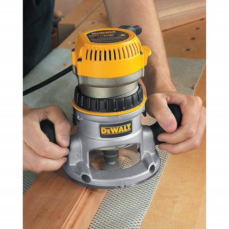 Router 13/4 hp velocidad variable 1.300 W con recolectador de polvo