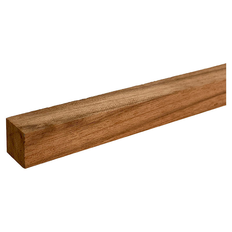 Laurel square strip 1" x 1"