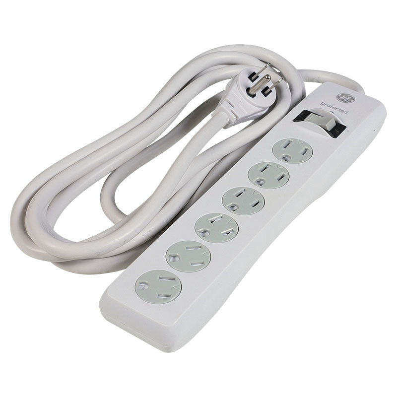 Protector blanco 6 espacios 800 J cable 3 m
