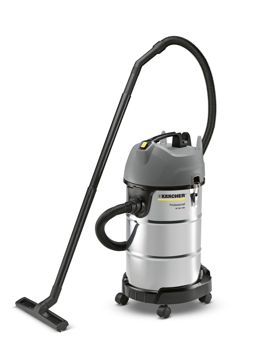 Cylindrical vacuum cleaner 10 gal Karcher