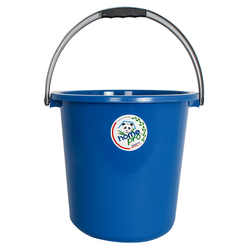 18-liter bucket with handle