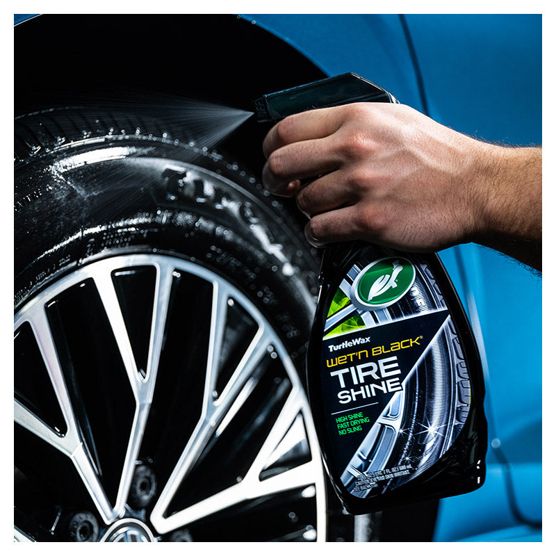 Turtle Wax Wet'n Black Tyre Cleaner & Shine 23 oz (680 ml)