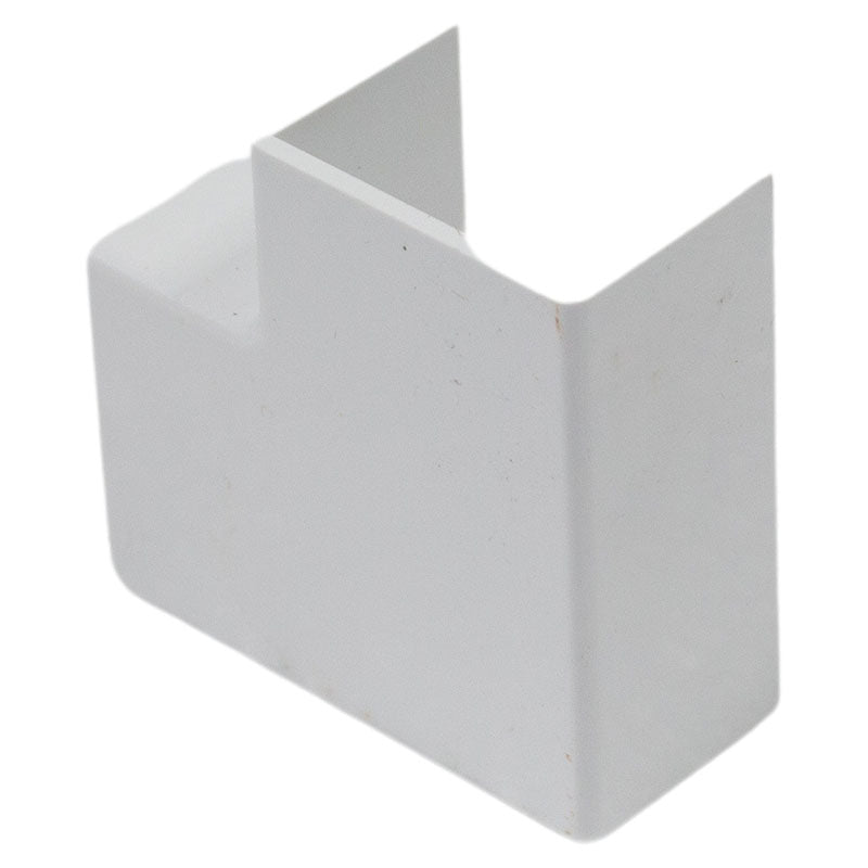 Flat angle for raceway 25 x 17 mm (2.5 x 1.7 cm)