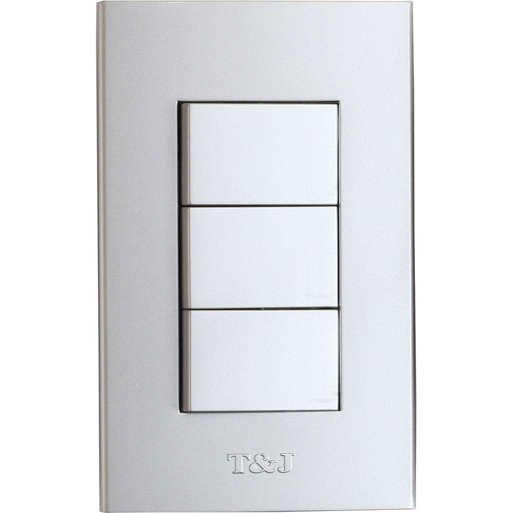 Interruptor triple 16 A 125 V plateado Eagle línea T&J