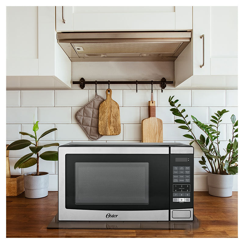 Oster 20-Liter (0.7 cu ft) Gray Microwave Oven with Stainless Steel Digital Panel