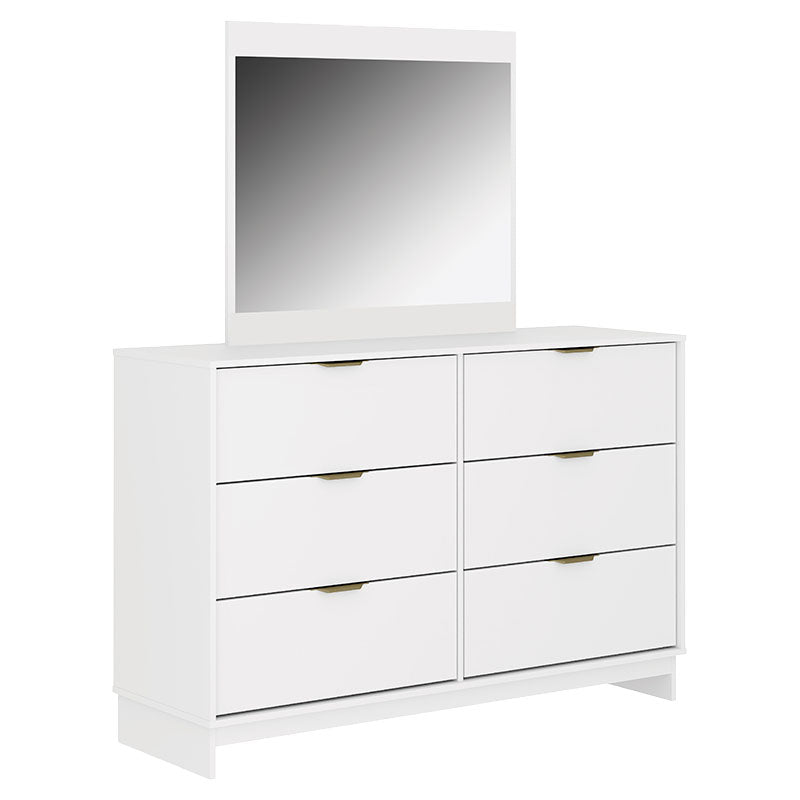 White MDP dresser 140 x 170 x 45 cm