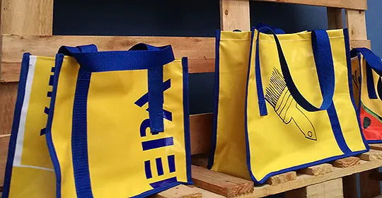 <a href="https://cr.epaenlinea.com/accion-social/ayudar-es-sencillo/38-mujeres-convierten-basura-en-bolsas-reutilizables.html" title="38 mujeres definidas como basura en bolsas reutilizables |  Ferretería EPA">38 mujeres definidas basura en bolsas reutilizables</a>